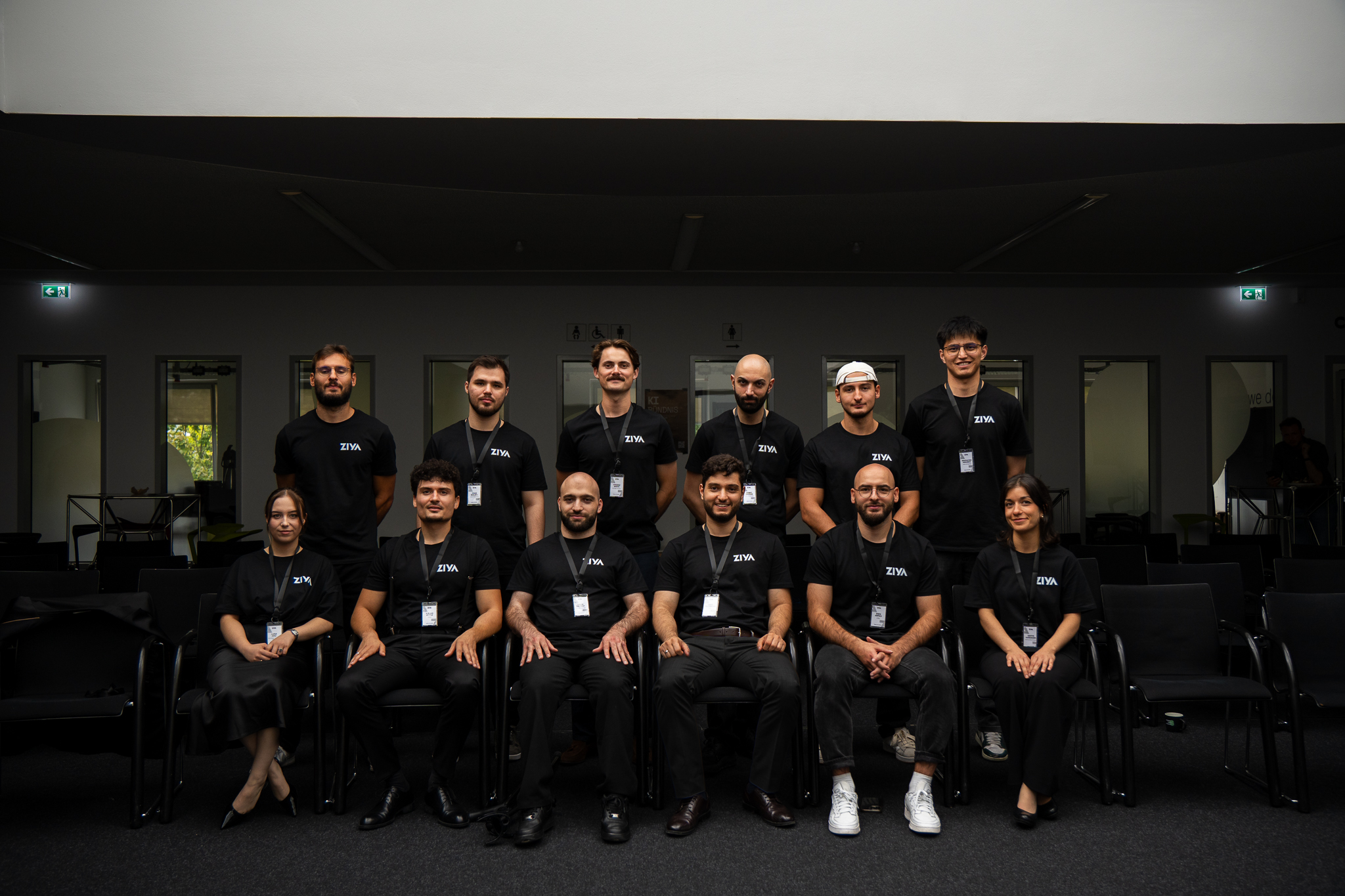 Das Team von Ziya in Dortmund